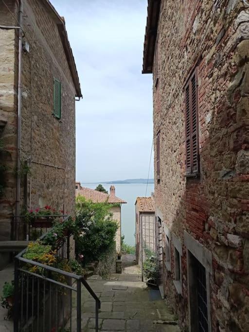 Il Borgo Antico Villa Monte del Lago Екстериор снимка